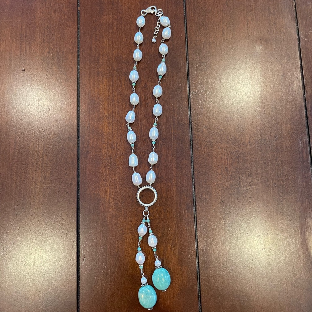 Statement piece necklace, blue and white gems